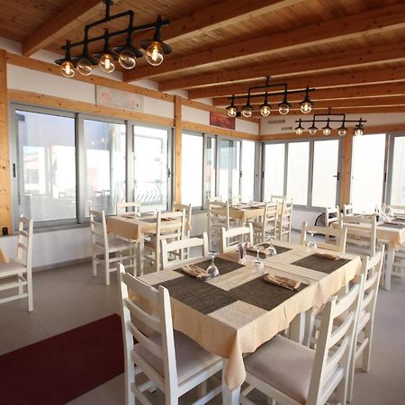 Hotel Prishtina Sarande Ngoại thất bức ảnh