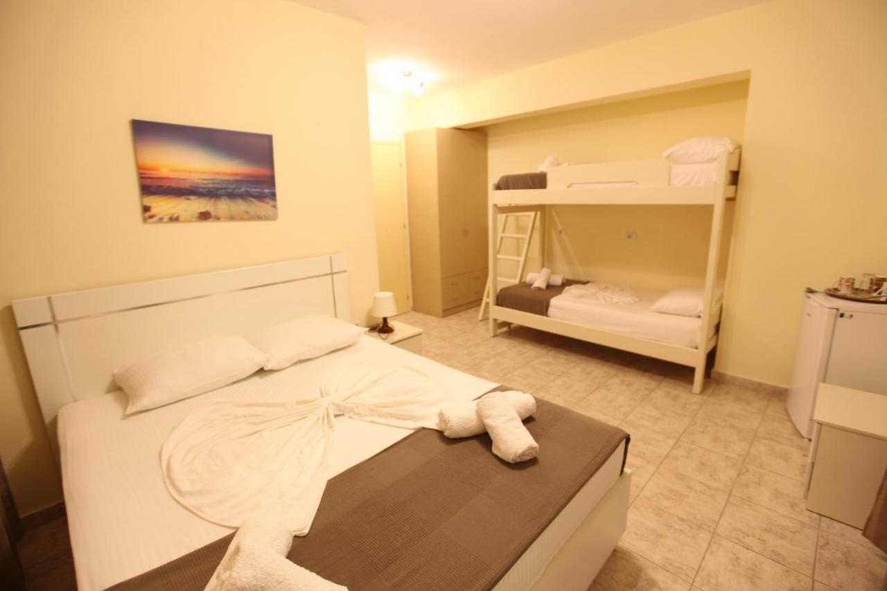 Hotel Prishtina Sarande Ngoại thất bức ảnh