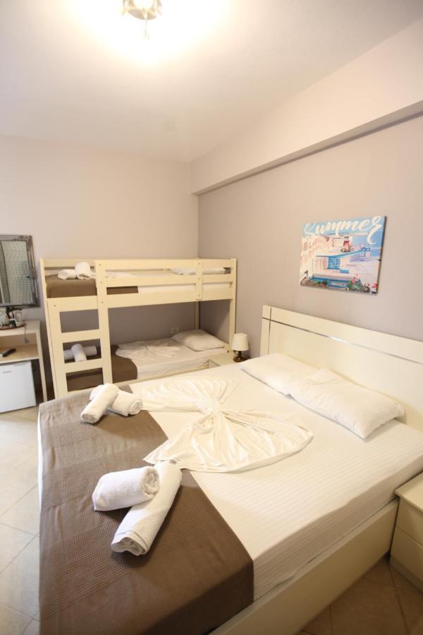 Hotel Prishtina Sarande Ngoại thất bức ảnh