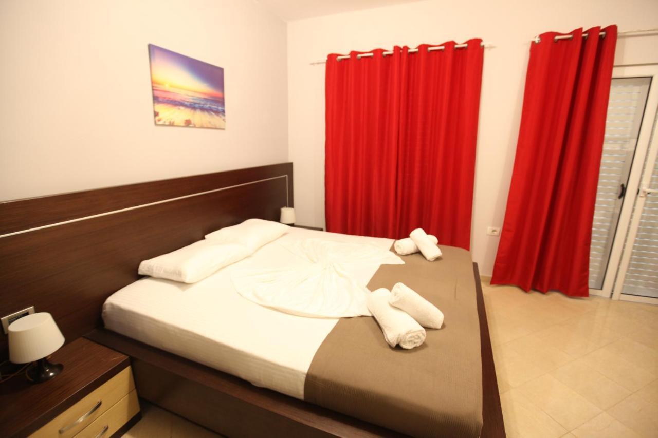 Hotel Prishtina Sarande Ngoại thất bức ảnh