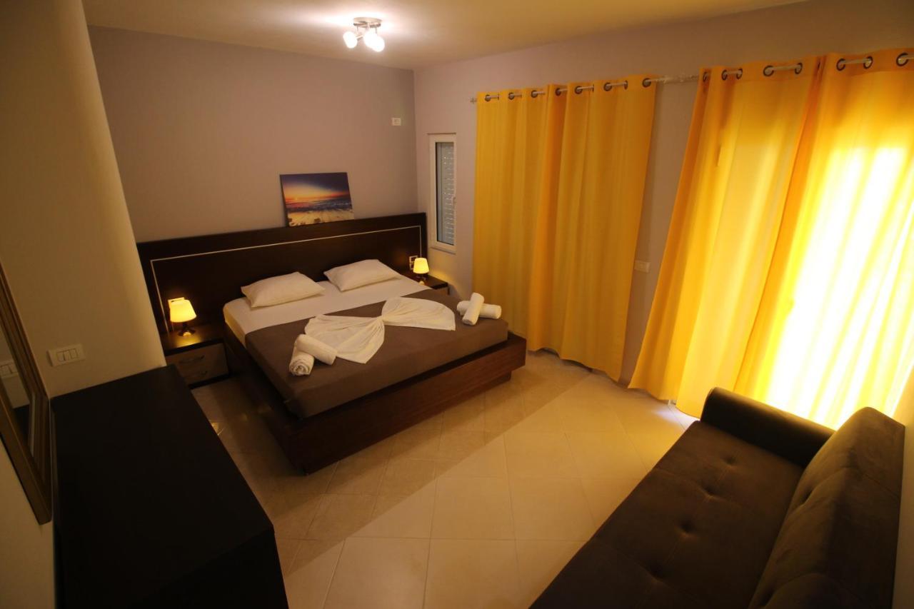 Hotel Prishtina Sarande Ngoại thất bức ảnh