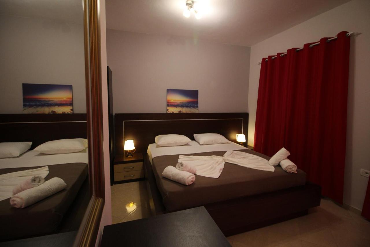Hotel Prishtina Sarande Ngoại thất bức ảnh